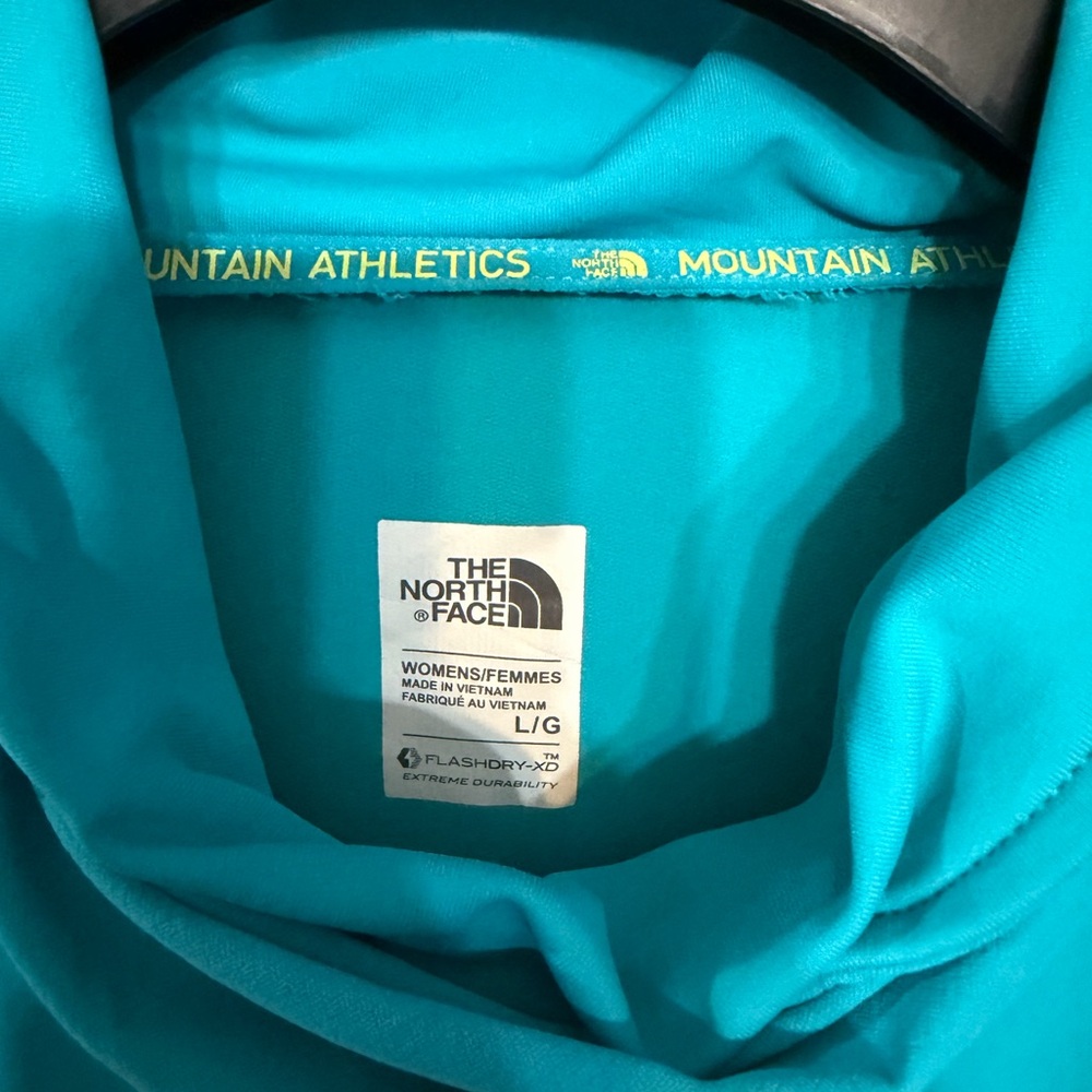 The North Face Teal Sweatshirt with lime green  Details - Picture 5 of 9